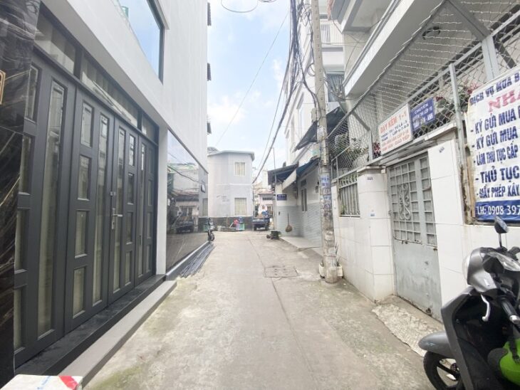 Bán gấp nhà LÊ QUANG ĐJỊNH – 4.3m x 13m – hẻm ô tô vào nhà nhỉnh 7 tỷ