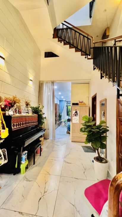 DƯỚI 50TR/M2 – 1 SẸC TÔ NGỌC VÂN – 166M2 – 3 TẦNG THIẾT KẾ HIỆN ĐẠI – 3 Ô TÔ NGỦ NGON TRONG NHÀ –
