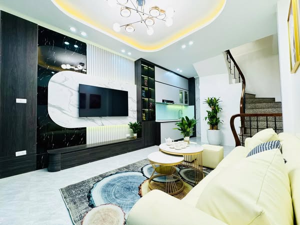 Bán nhà 30m2, 4 tầng, 2PN, 3WC, Kim Ngưu, Hai Bà Trưng – 4.6 tỷ