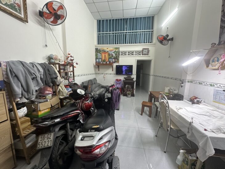 Bán Gấp, 2.2 Tỷ Nhà 44m2 (4×12), Hẻm Oto Đến Cửa, Vị Trí Đắc Địa, Quận 12 – Dương Thị Mười.