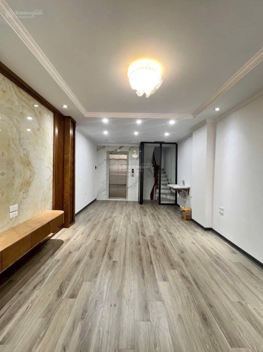 Chủ cần tiền bán gấp nhà phố Khương Hạ, thang máy – 40m2, 6T, 9,95 tỷ – thanh xuân.