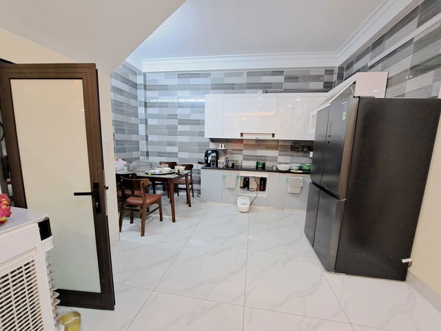 SIÊU PHẨM THANH XUÂN PHÂN LÔ Ô TÔ ĐỖ CỬA KINH DOANH CỰC ĐỈNH CHỈ 6.75 TỶ, LH 0975666943