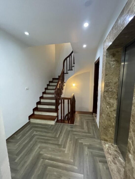 SIÊU PHẨM – MẶT NGÕ Ô TÔ TRÁNH – NGỌC THỤY, 62M,6T, NHỈNH 15 TỶ- NHÀ MỚI KINH KOONG- KINH DOANH
