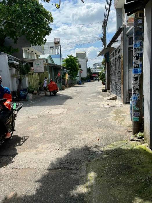 Cực Rẻ, Đường Mặt Tiền 8m, Gần 100m2 Chỉ 5.6 Tỷ, Không Quy Hoạch Lộ Giới, Thới An – Quận 12.