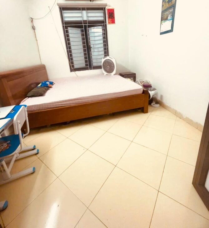 ĐỘI CẤN – BA ĐÌNH – 41M2 x 4TẦNG – 15M RA Ô TÔ- THÔNG SÀN – NHỈNH 6 TỶ