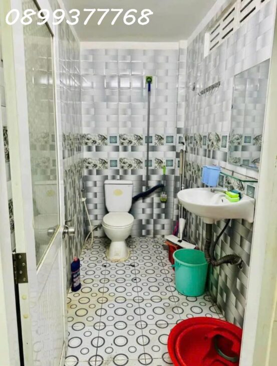Bán nhà 2 mặt tiền hẻm Nguyễn Khuyến Vĩnh Hải Nha Trang chỉ 1ty250