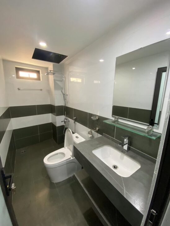 NHÀ HIẾM PHAN ĐÌNH GIÓT – LA KHÊ, HÀ ĐÔNG -DT 60M²- 5 TẦNG -6PN