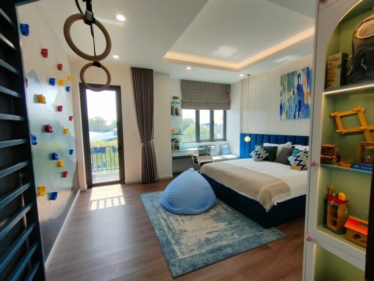 Bán nhà ở Thành Phố Thuận An, BD giá 2ty990tr. Sổ hồng hoàn công đầy đủ, ngân hàng hỗ trợ vay 70%