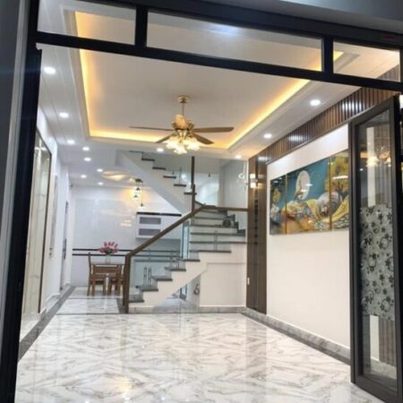 Bán nhà ngõ 369 Văn Cao, 60m 4 tầng ô.tô vào nhà – Giá 6.2 tỉ
