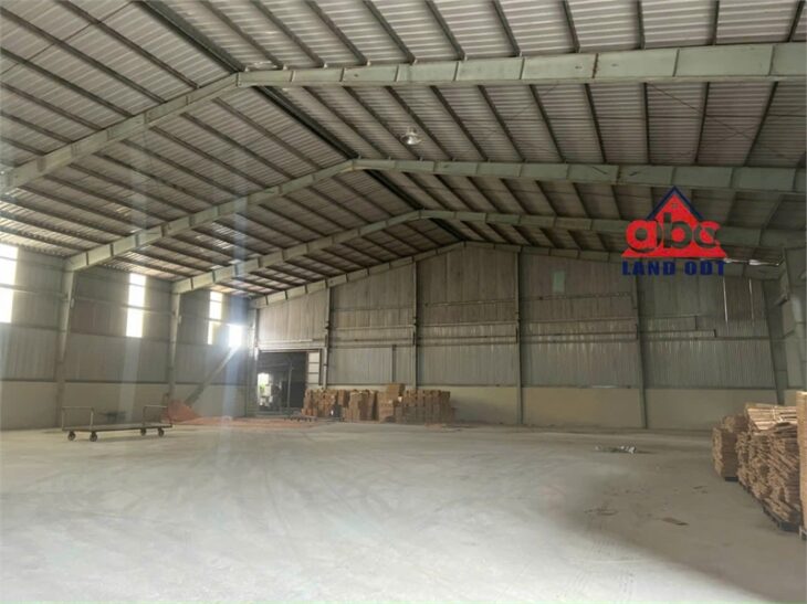 XT335 cho thuê sản xuất , kho chứa hàng đường 768 thuận lợi kinh doanh, xe cont