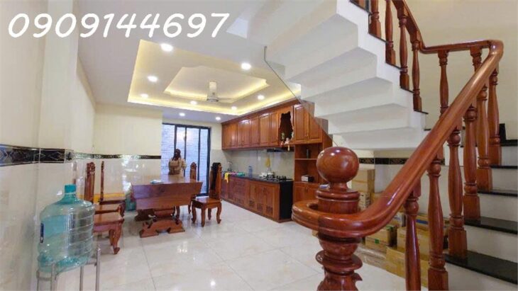 Nhà 5 Tầng đường THỚI AN 16, phường TA, Q12, dt 67m2(4,2mx16m), hẻm 8m Giá 6,6Tỷ