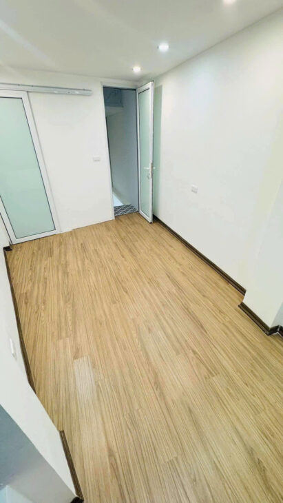 Đường Hoàng Mai- Quận Hoàng Mai 3 tầng diện tích 20 mét gía 2 tỷ chắn