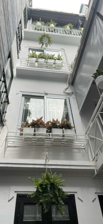 BÁN NHÀ YÊN HOA. YÊN PHỤ. NHÀ SIÊU ĐẸP GẦN HỒ TÂY. NHÀ FULL NỘI THẤT NHẬP KHẨU. GIÁ 9,5 TỶ.