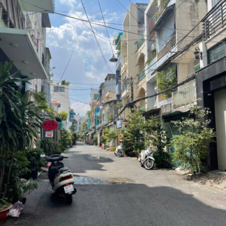 Vị trí đẹp, gần trung tâm Quận 1, ngang 5m, chỉ 4.95 tỷ, đường Bạch Đằng, Quận Bình Thạnh.