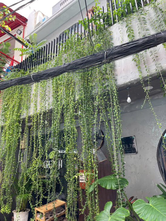 Phan Văn Trị, P11, Quận Bình Thạnh. Nhà mới, HXH, ngang 4,7m, gần mặt tiền, chỉ 5.7 tỷ.