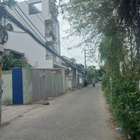 BÁN NHÀ MẶT TIỀN KINH DOANH CẠNH ĐƯỜNG QL13. HIỆP BÌNH PHƯỚC. TĐ GIÁ 5 TỶ 250 TL.