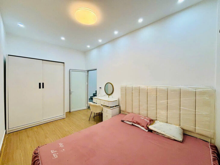 BÁN NHÀ ĐỘI CẤN – NHÀ ĐẸP Ở NGAY- LÔ GÓC 2 MẶT THOÁNG