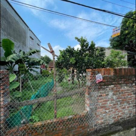 HIẾM – ĐẤT TRUNG TÂM KIM SƠN- NGÕ THÔNG – Ô TÔ ĐỖ CỬA – GẦN HỒ ĐIỀU HOÀ – SÂN CHƠI