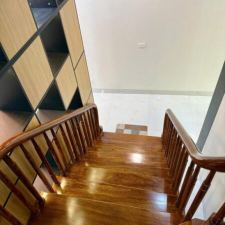 NHÀ ĐẸP ĐƯỜNG LÁNG, DT 39M, 5 TẦNG, MT 3.3M, 7,6 TỶ