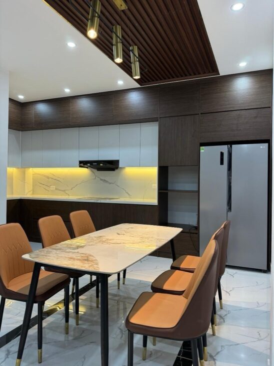 PHÂN LÔ QUÂN ĐỘI PHỐ VƯƠNG THỪA VŨ – DT: 52 m, 4T, Mặt tiền 8.55m – Giá 11.5 tỷ