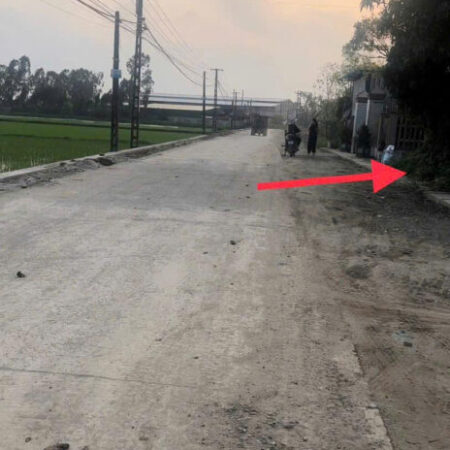 Cần bán lô đất 2 mặt đường tại Vinh Quang, Hưng Long, TX Mỹ Hàogiá chỉ nhô 2tỷ