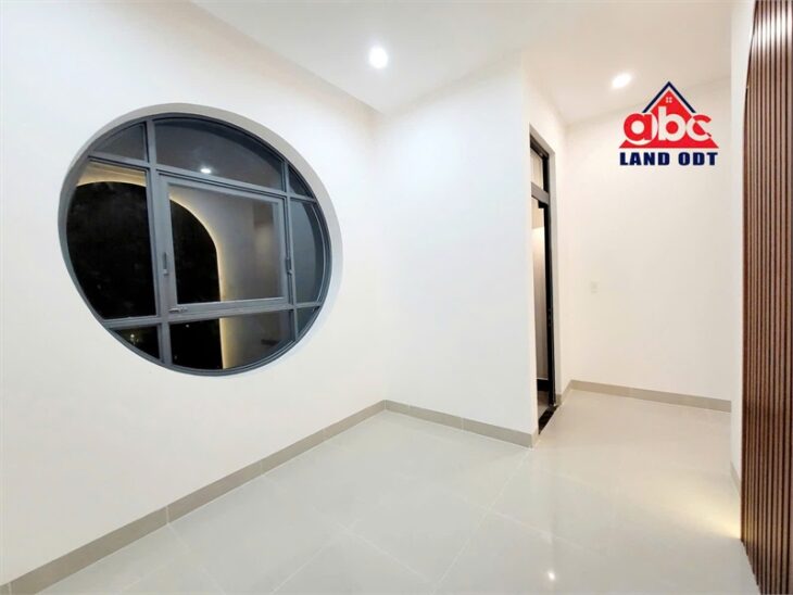 NP1055 Nhà 1 trệt 1 lầu , thiết kế hiện đại. khu xóm đông đúc, dân trí cao. an ninh