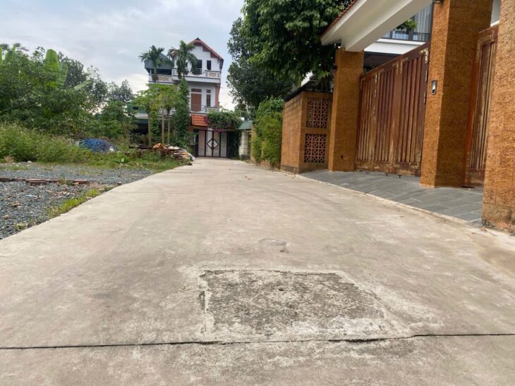 Bán lô đất tiềm năng trung tâm Bình Yên 1 nhà ra phố giá rẻ nhỉnh 3tỷ 96m