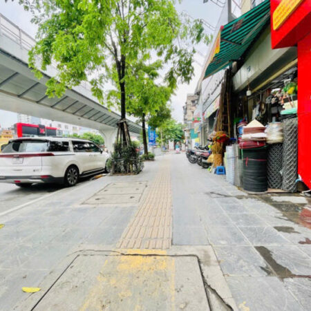Bán nhà mặt phố Minh Khai, Hai Bà Trưng, 39m², 5 tầng, mặt tiền 4.8m, 17.5 tỷ Bán nhà mặt phố Minh Khai, Hai Bà Trưng, 39m², 5 tầng, mặt tiền 4.8m, 17.5 tỷ
