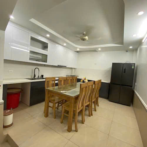 MẶT NGÕ Ô TÔ THÔNG TRUNG KÍNH – CẦU GIẤY – 56M2 x 5T – MT 4M – 15.8 TỶ – KINH DOANH ĐỈNH