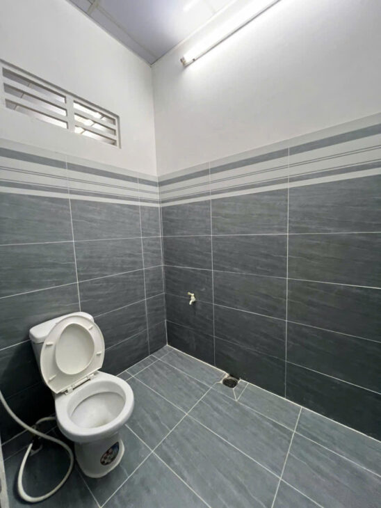 Bán nhà mặt tiền đường Nguyễn Lộ Trạch – KDC Vĩnh lợi – tp RGiá – KG( OTO , XE TẢI VI VU )