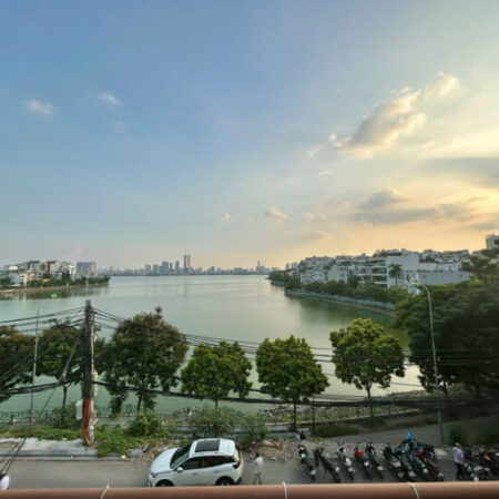 Bán nhà mặt phố kinh doanh tại Xuân Diệu – Tây Hồ vị trí đẹp vieww trực diện Hồ Tây. Bán nhà mặt phố kinh doanh tại Xuân Diệu – Tây Hồ vị trí đẹp vieww trực diện Hồ Tây.