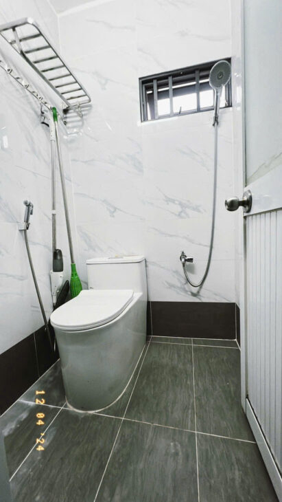 Mặt tiền hẻm Vĩnh Khánh xây mới 3 tấm DTSD45 m2 hơn 2 tỷ GIẢM NGAY LỘC TẾT 50 TRIỆU