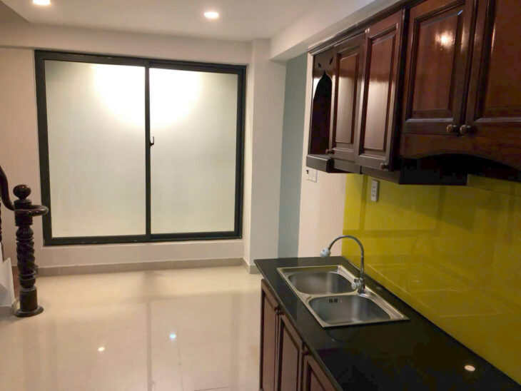 Bán nhà 102m2, 4PN, 3WC, Tô Ngọc Vân, Linh Đông, Thủ Đức, 3.9 tỷ