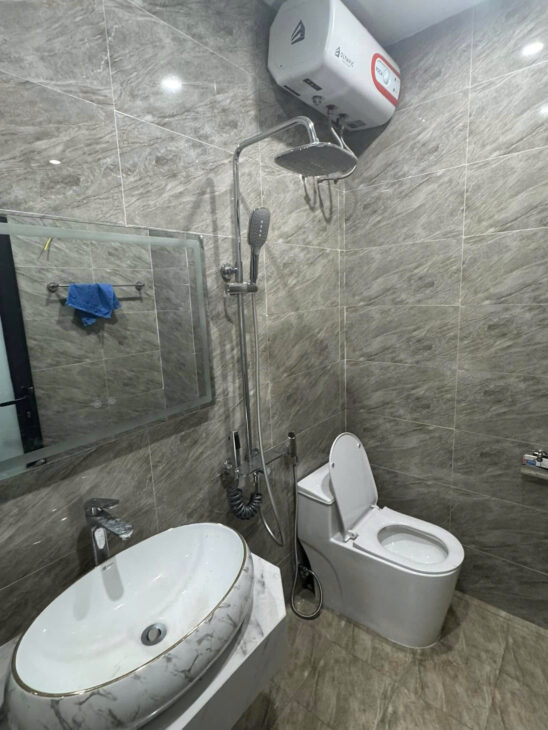 NHÀ MỚI – XÁCH VALI VỀ Ở NGAY – KHU VỰC VIP ĐỐNG ĐA