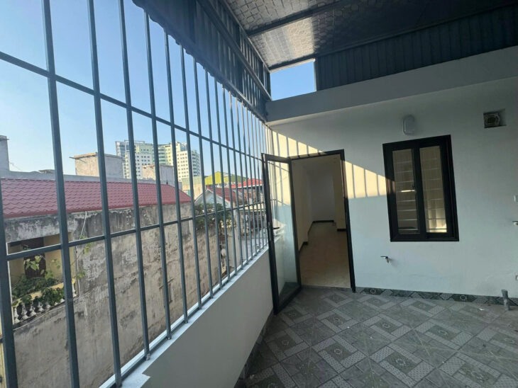 NHÀ MỚI – XÁCH VALI VỀ Ở NGAY – KHU VỰC VIP ĐỐNG ĐA