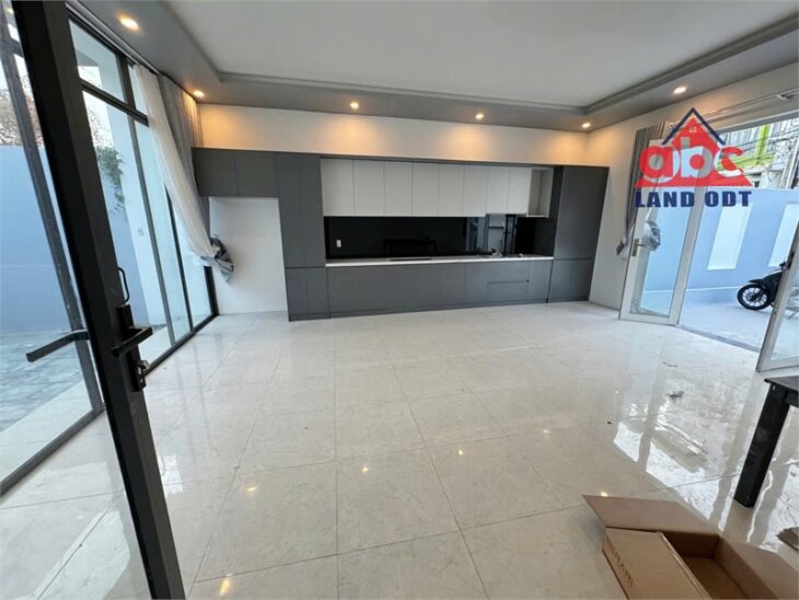 NP1084 nhà vườn thoáng mát, vị trí trung tâm biên hòa kết nối giao thông thuận lợi