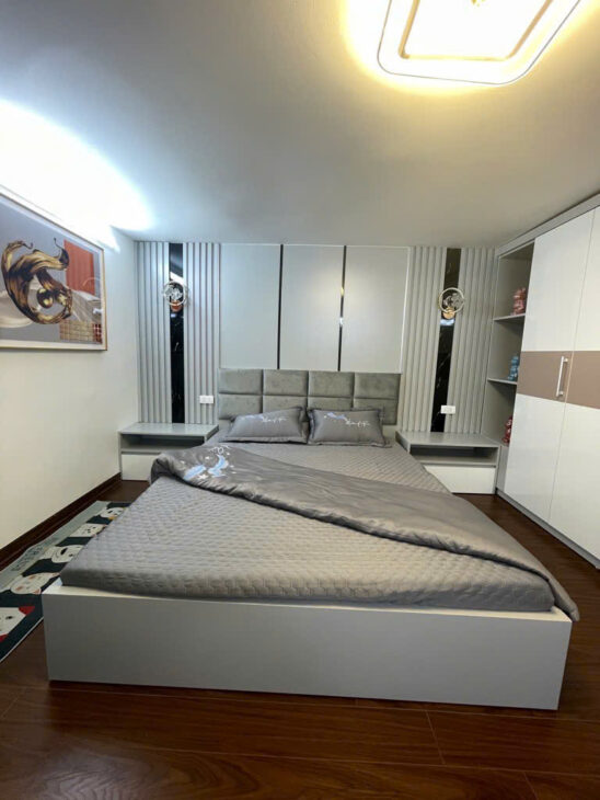 NHÀ MỚI KHƯƠNG TRUNG – GẦN Ô TÔ – FULL NỘI THẤT – GẦN CHỢ, TRƯỜNG CÁC CẤP, GIAO THÔNG THUẬN TIỆN –