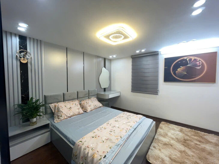 NHÀ MỚI KHƯƠNG TRUNG – GẦN Ô TÔ – FULL NỘI THẤT – GẦN CHỢ, TRƯỜNG CÁC CẤP, GIAO THÔNG THUẬN TIỆN –