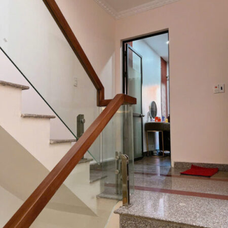 ????️????️Còn duy nhất lại 1 căn siêu hiếm Ô Tô ngủ trong sân , nhà 3 Tầng mái bằng lô góc tại Thiên