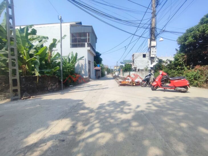 SIÊU PHÂM GIÁ 4,5 TỶ ĐẤT TẠI PHỤNG CHÂU-CHƯƠNG MỸ D/T:81M