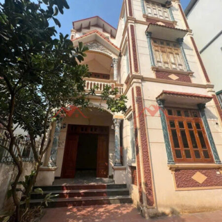 SIÊU PHẨM BÁN NHÀ 92M TẠI QUẢNG BỊ-CHƯƠNG MỸ D/T:92M