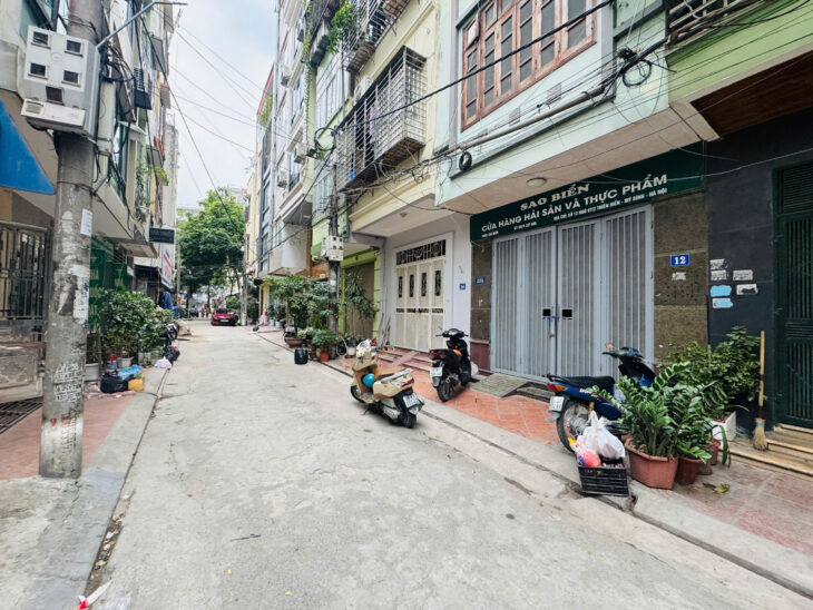 GẤP, BÁN NHÀ PHÂN LÔ HOÀNG QUỐC VIỆT, 43M2X4 TẦNG, MT=4M, VỈA HÈ Ô TÔ TRÁNH, 13 TỶ