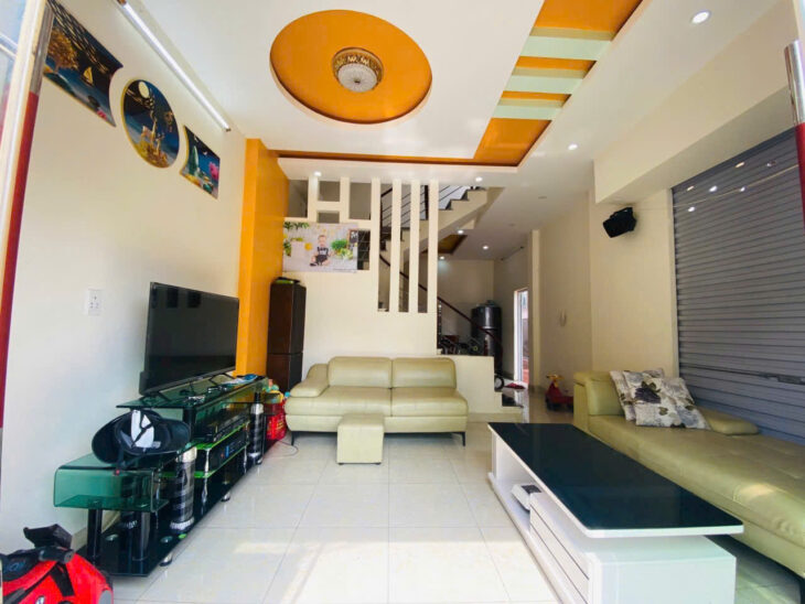 Do nhu cầu con cái bán gấp nhà 3 tầng giảm giá hơn 200 triệu đang ở tại 11A/ ngõ 29 Hạ Đoạn 3,