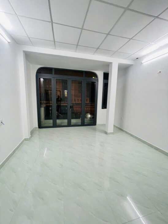 Bán nhà HXT thông Lê Văn Quới, Bình Trị Đông, Bình Tân, DT 56m2 – 4 × 14 – 2 tầng, Giá 5.69 tỷ TL.