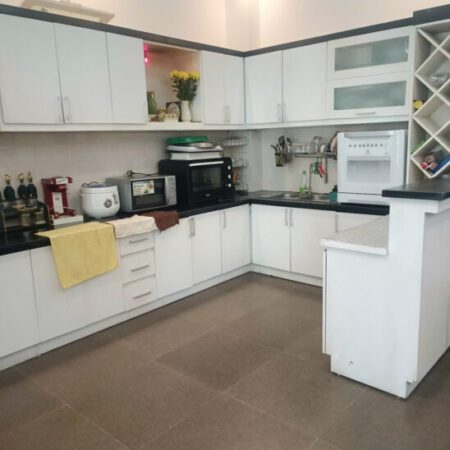 Cho thuê biệt thự sân vườn có hồ bơi rộng đẹp, gần biển khu vực Ocean View