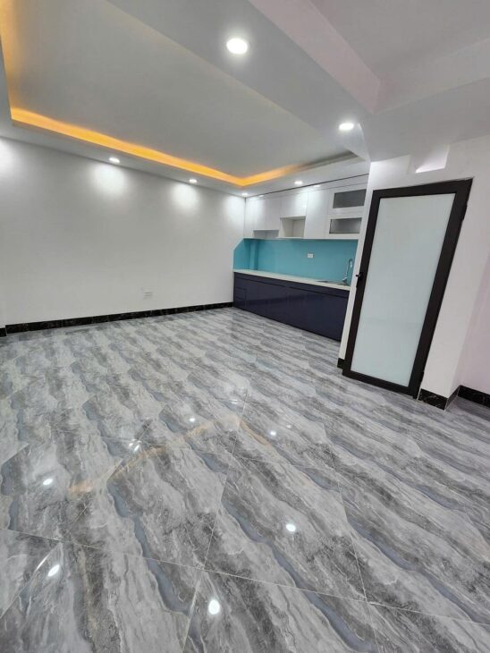 Bán nhà Hoàng Liệt Hoàng Mai 40m2 5 tầng ô tô vào nhà, KD đỉnh từ 5.8 tỉ 0844444453