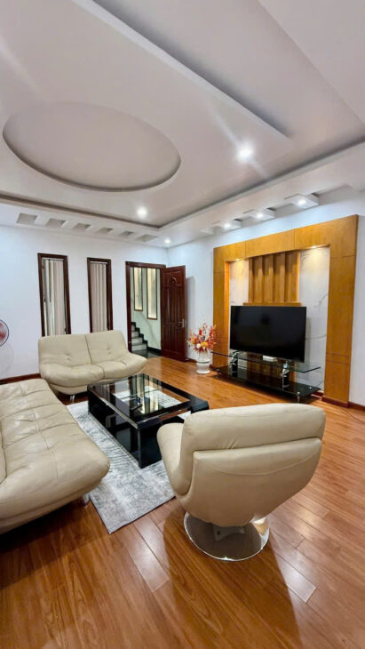 Nhà phân lô Tô Vũ – 193 Văn Cao, 90m 4 tầng – đường 12m- vị trí đẹp – Giá 7.19 tỉ