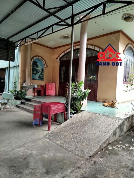 NP1097 bán đất tặng nhà 1 lầu. với bề ngang đất 26m thuận lợi kinh doanh. buôn bán