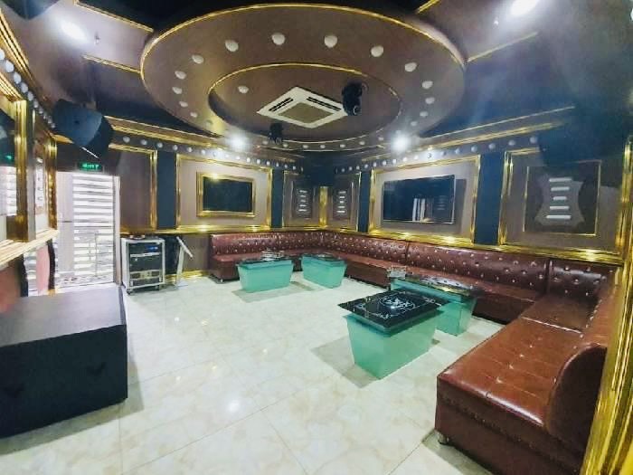 Bán nhà mặt phố Hoàng Quốc Việt dt 208m2, 7 tầng, GIẢM SỐC 4 TỶ – làm văn phòng tuyệt vời