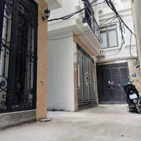 Bán nhà Văn Phú- Hà Đông, ô tô đỗ cách 40m, DT 30m2 x 4T, MT 3.25m Giá 5.6 tỷ